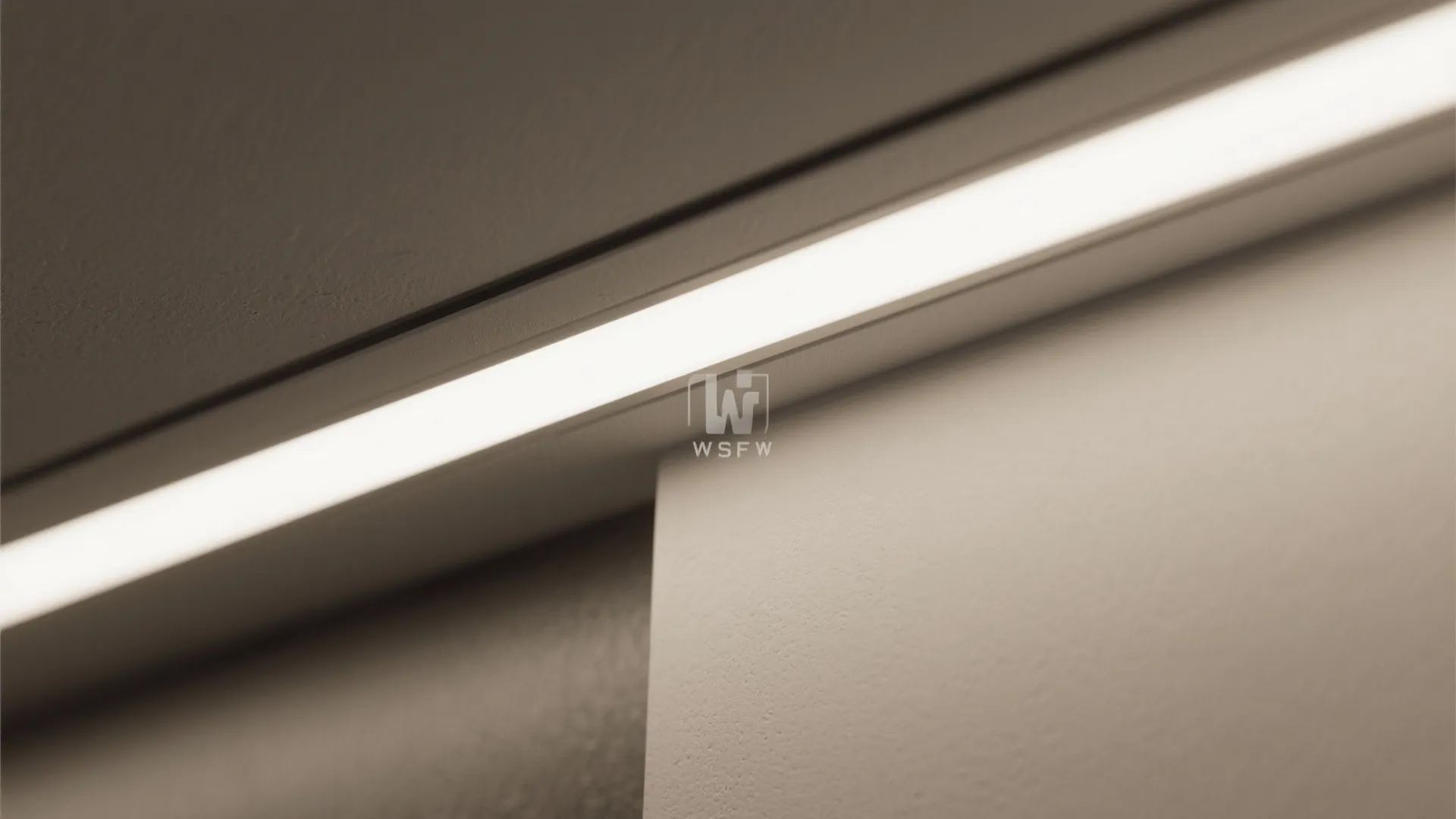 3) Long Tray (Racetrack) Ceiling with an Offset Fan