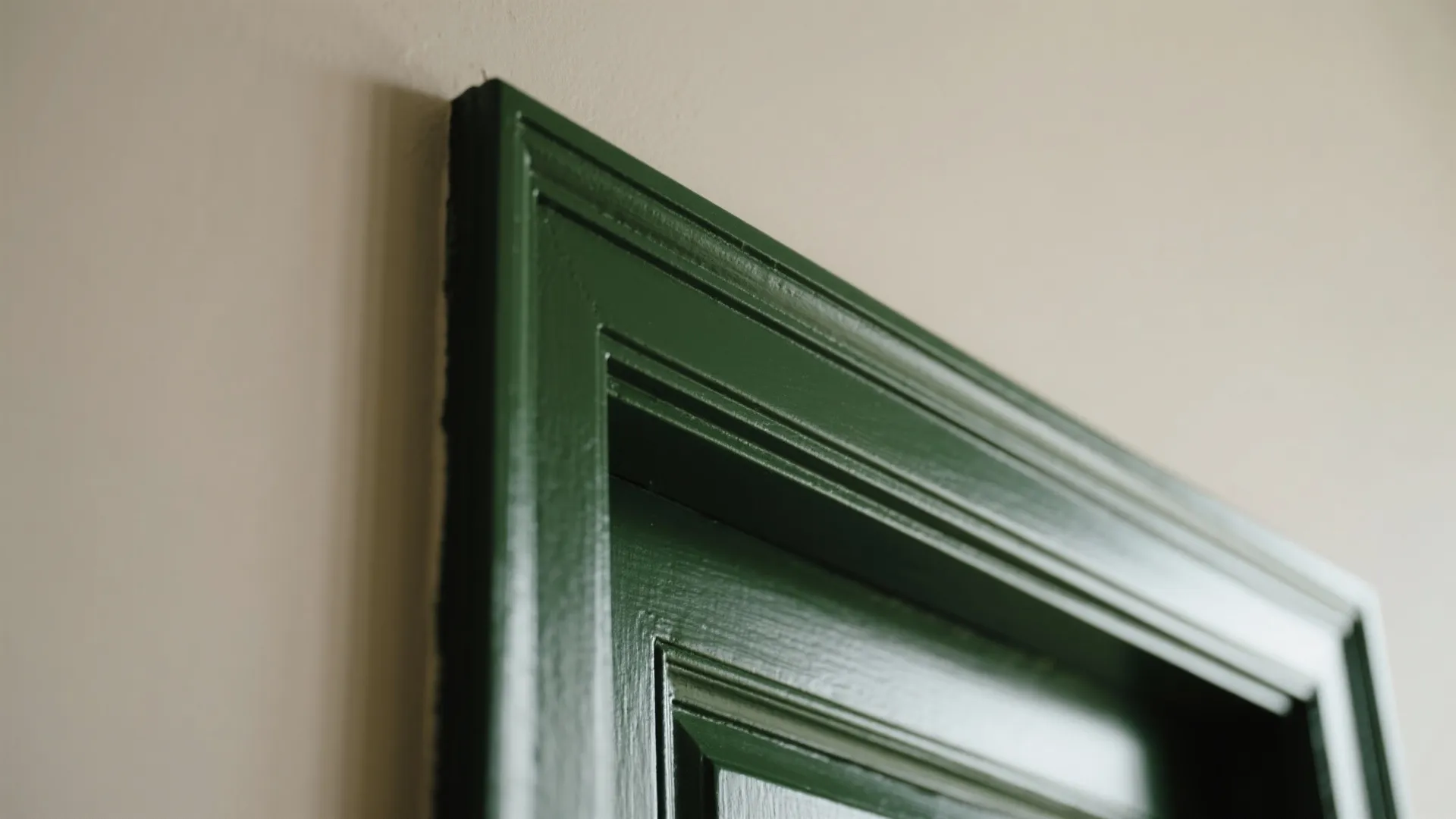 3) Color-Drenched Niche or Door Frames