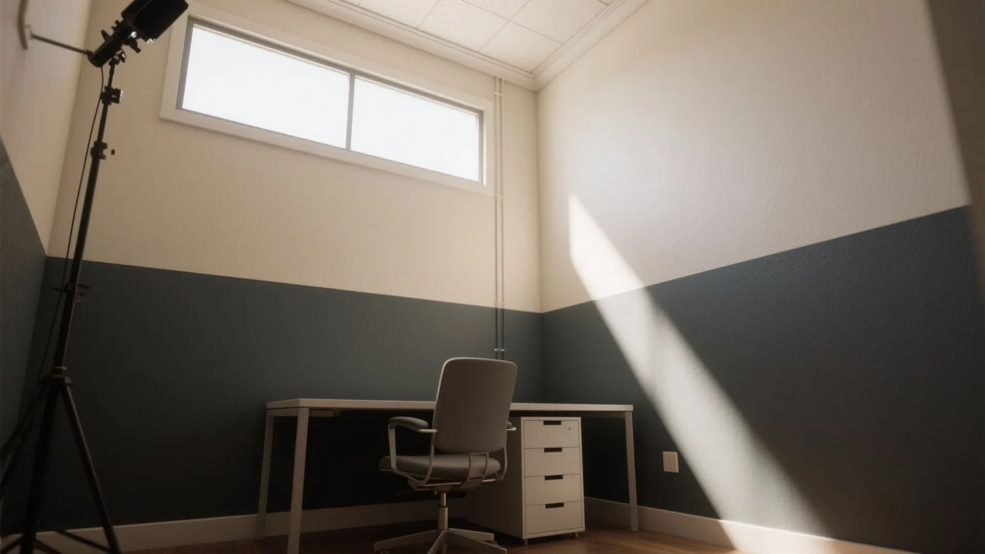Two-tone walls and a bright ceiling to expand height