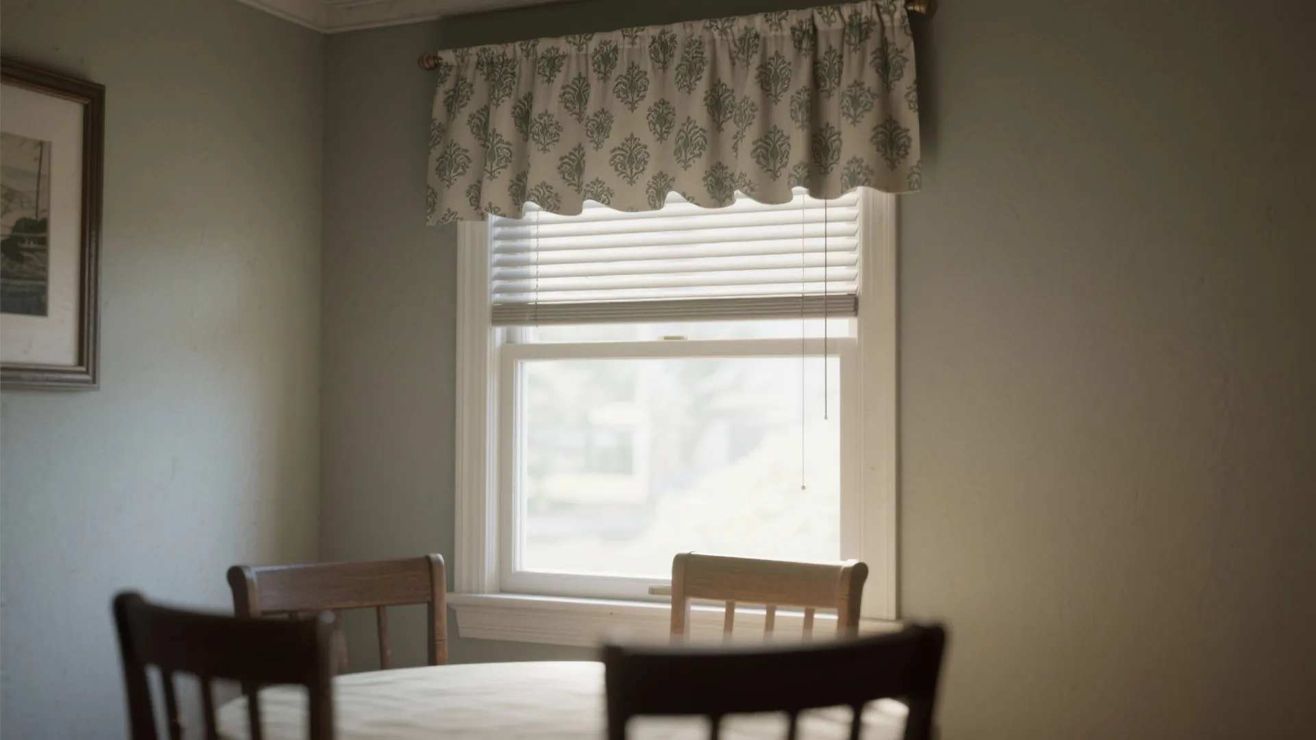 4. Patterned valances paired with blinds