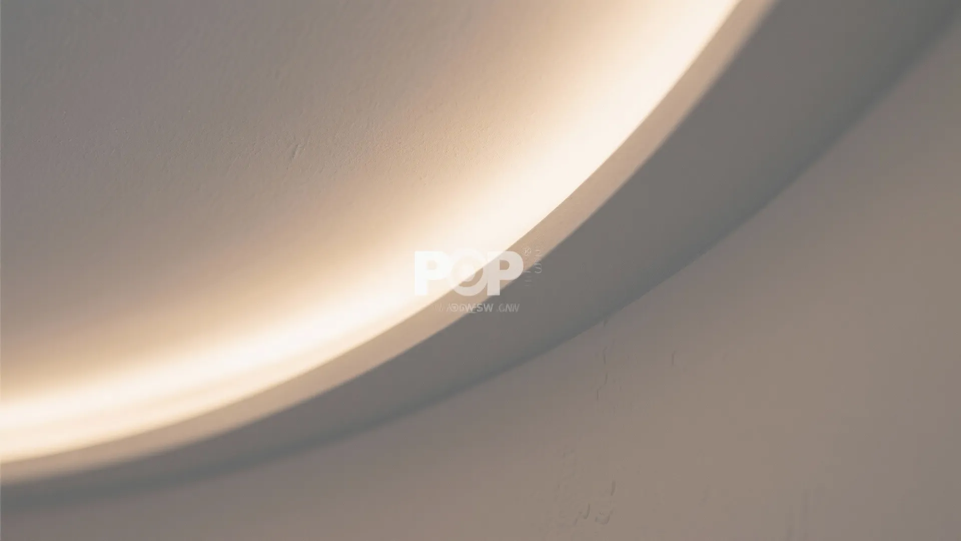 Soft Vault Illusion With Curved Edges