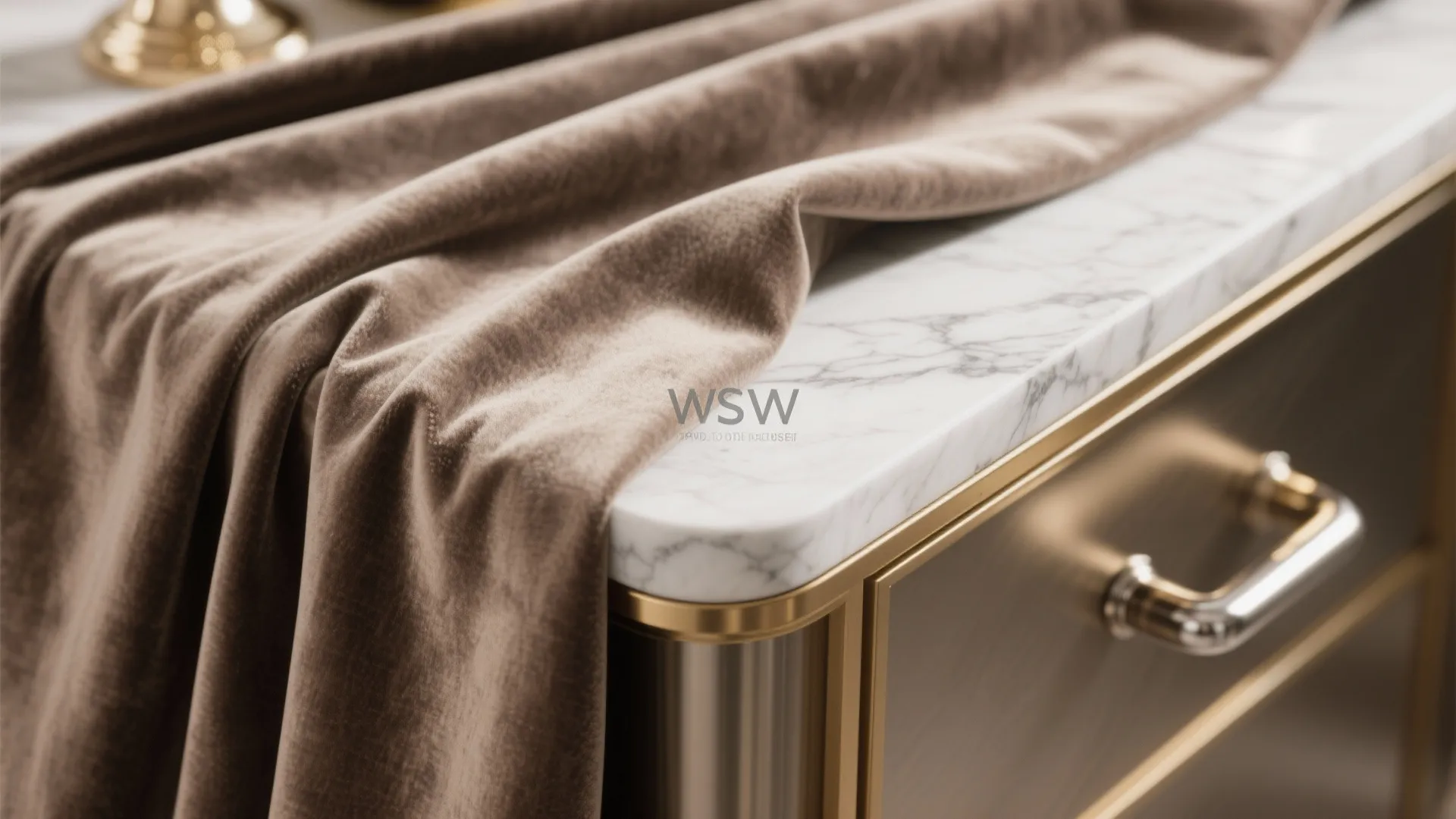 [Section: 灵感列表] Velvet-and-marble quiet luxury palette