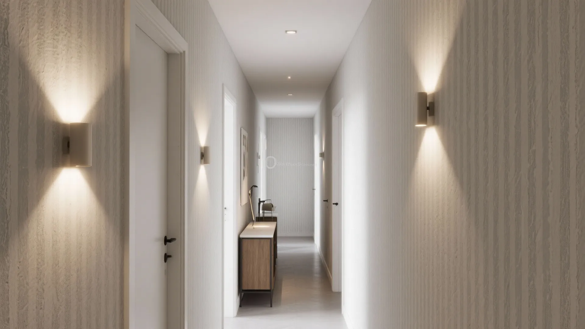 Vertical Strié for Height Illusion