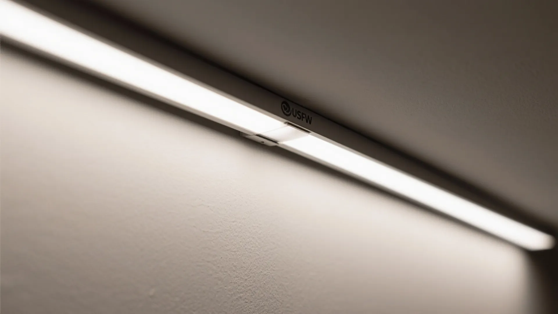 Wall Washers to Calm Texture and Color