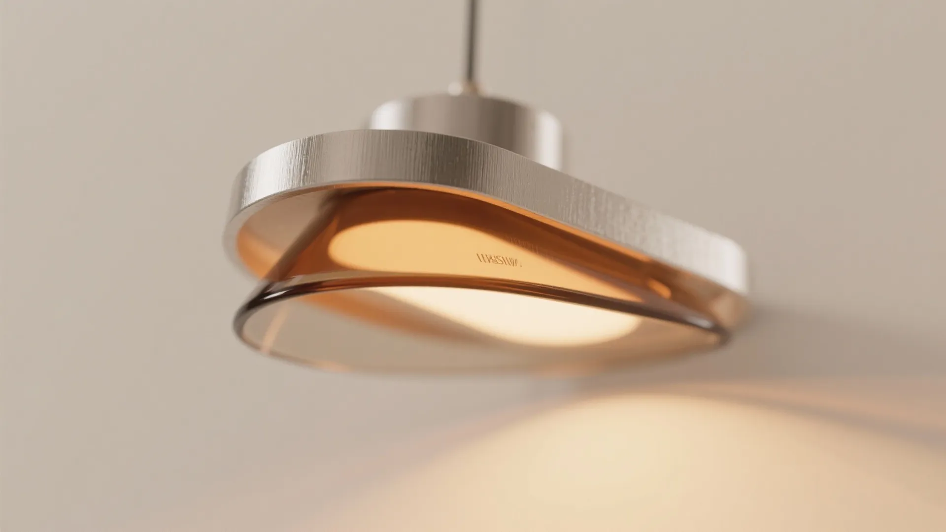 Warm Minimalism with Shadow Play