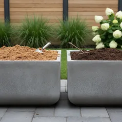 Fresh Potting Soil vs Reused Soil for Outdoor Containers