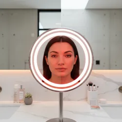 Red Light Therapy With Makeup vs Bare Skin: Does It Reduce Effectiveness?